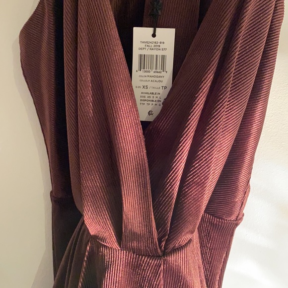 Bcbg xs mahogany dress - Picture 5 of 6
